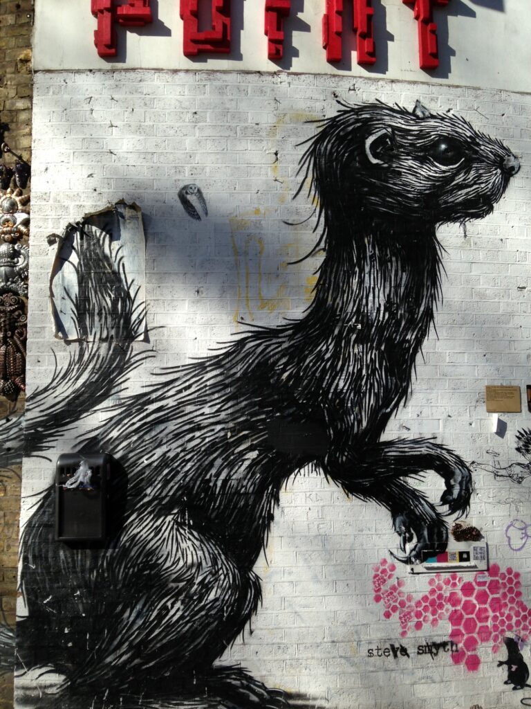 ROA, street art mural, Shoreditch, East London, 2013–2014, photographed by GraffitiStreet